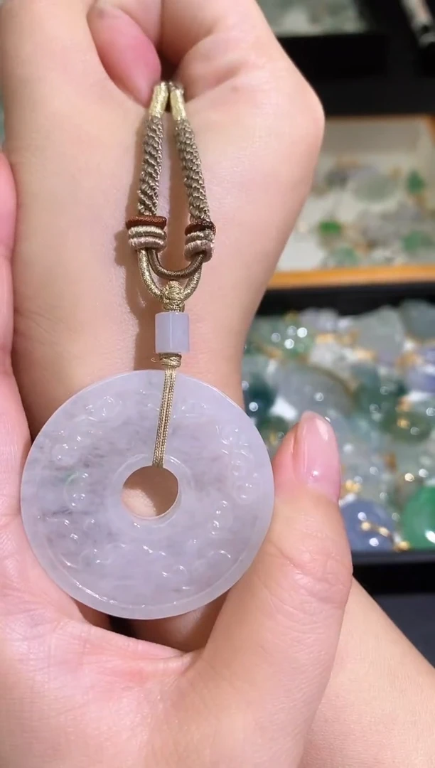 【闪购商品】翡翠颈饰未镶嵌2025022501164