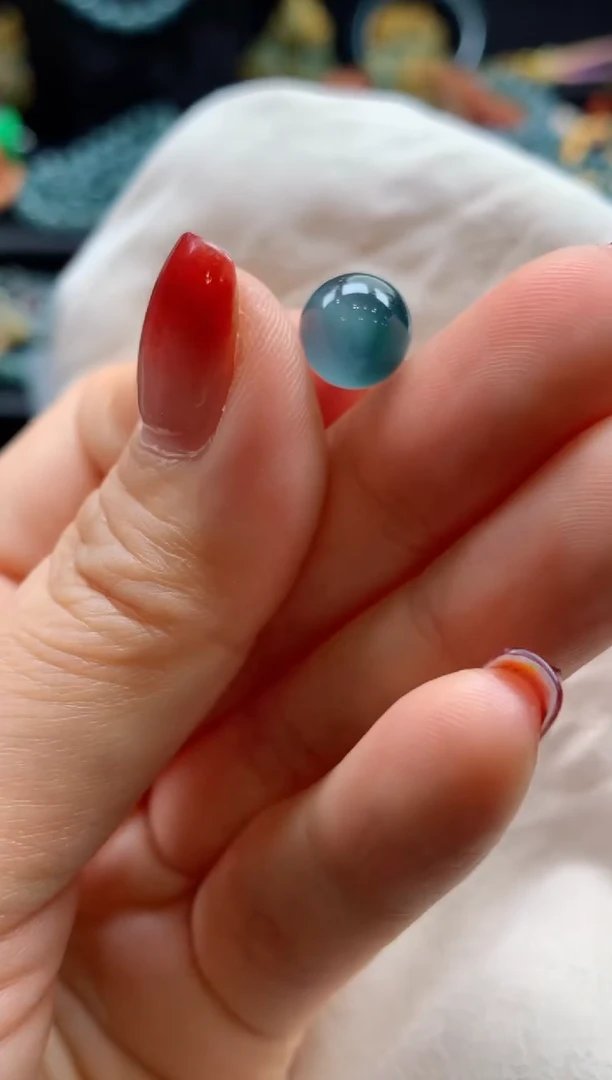 【闪购商品】翡翠颈饰未镶嵌1051835590