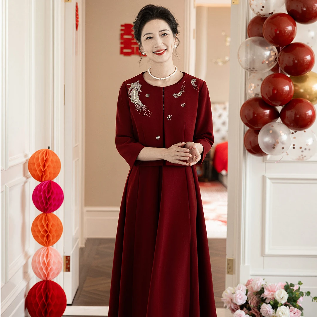 唯美【梦妆】2025新款妈妈婚宴礼服气质高级显年轻套装日常可穿