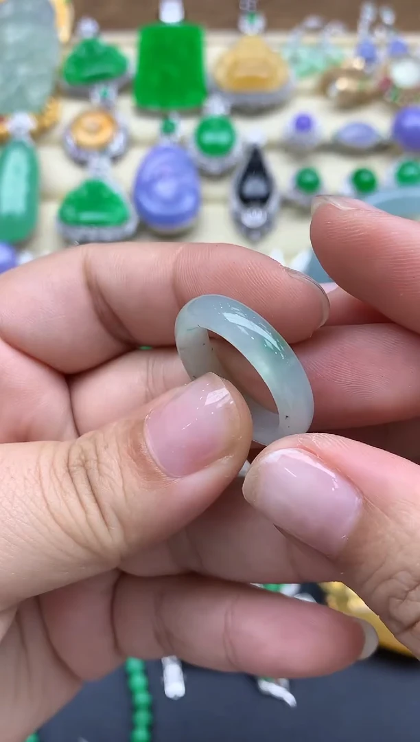 翡翠戒指未镶嵌398-春日珠宝