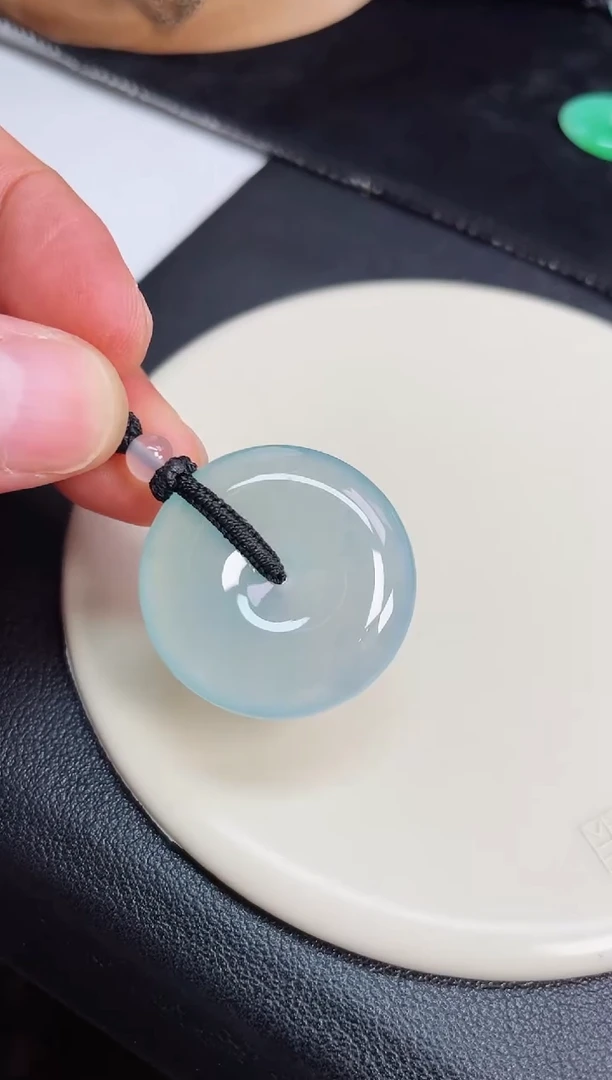 颈饰未镶嵌翡翠平安扣 尺寸  29.5   6.3mm