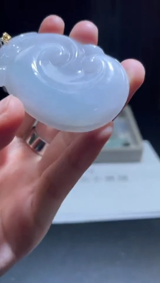 18K金镶嵌挂件翡翠翡翠A货