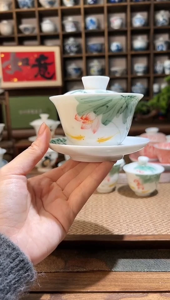 【闪购商品】五彩手绘荷花锦鲤三才盖碗