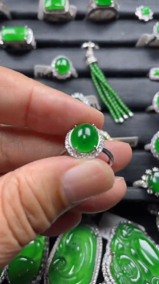 【闪购商品】翡翠戒指银S925镶嵌翡翠