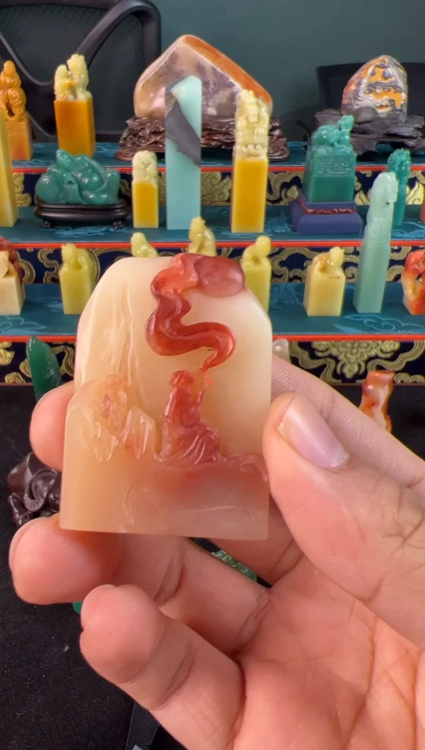 寿山石红白芙蓉一缕青烟上青天1.2*3.4*4.8