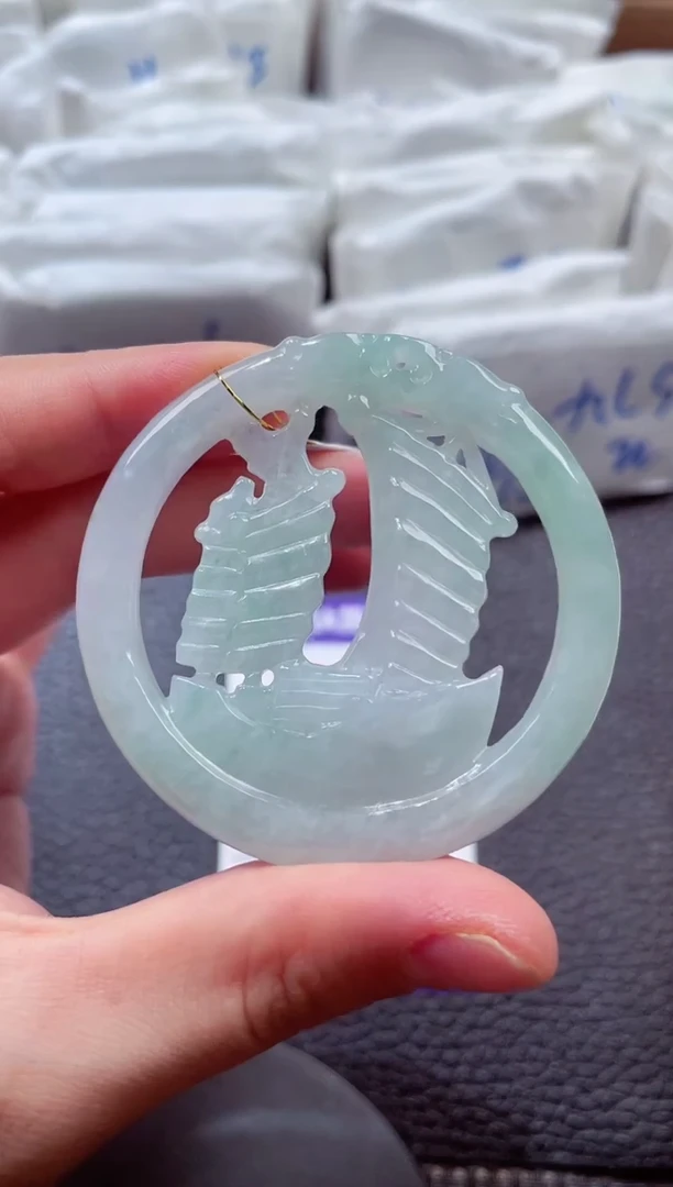 颈饰未镶嵌翡翠00005872