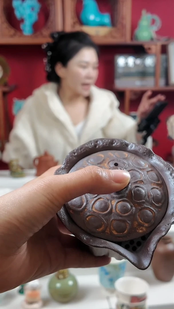手工艺品琉璃    武当官窑硒陶手抓壶  一件多样性发货