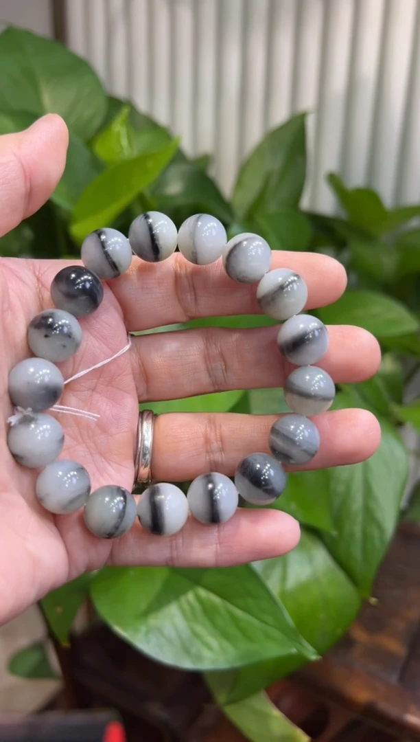 手链未镶嵌和田玉辛*手串