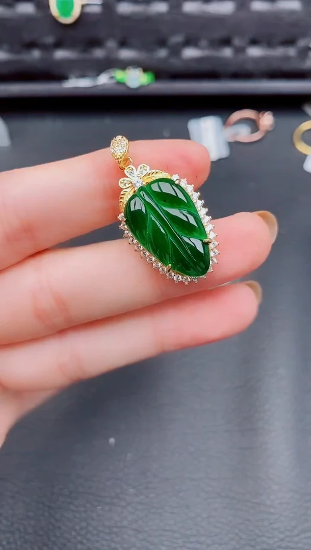 【闪购商品】翡翠颈饰银S925镶嵌天然a货翡翠466