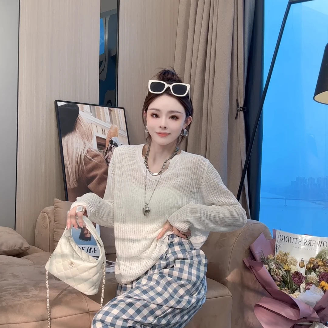 【晓溪服饰】春季新款长袖防晒薄款镂空打底时尚针织衫上衣女6126