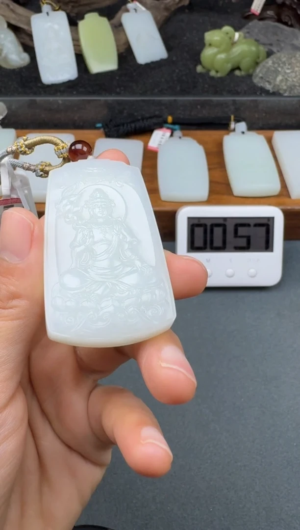 颈饰未镶嵌和田玉2