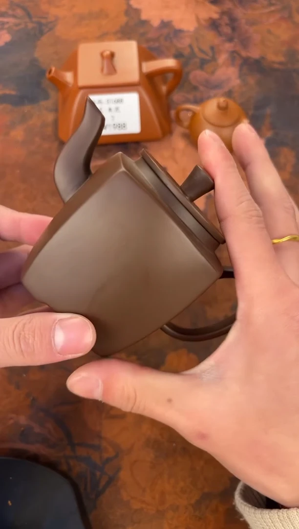 茶杯紫砂-底槽清 四方壶