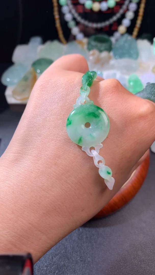 未镶嵌定制翡翠