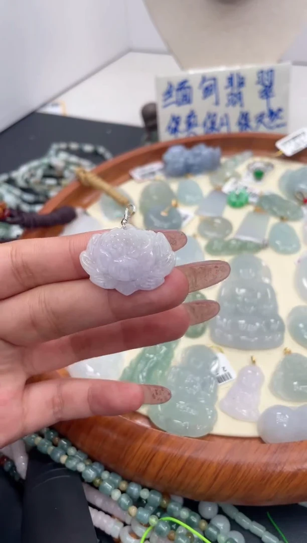 颈饰未镶嵌翡翠085