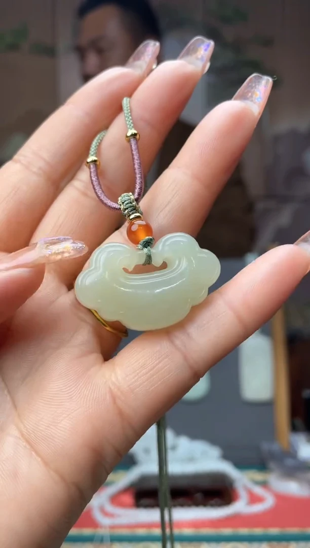 【闪购商品】和田玉未镶嵌颈饰拍一发一