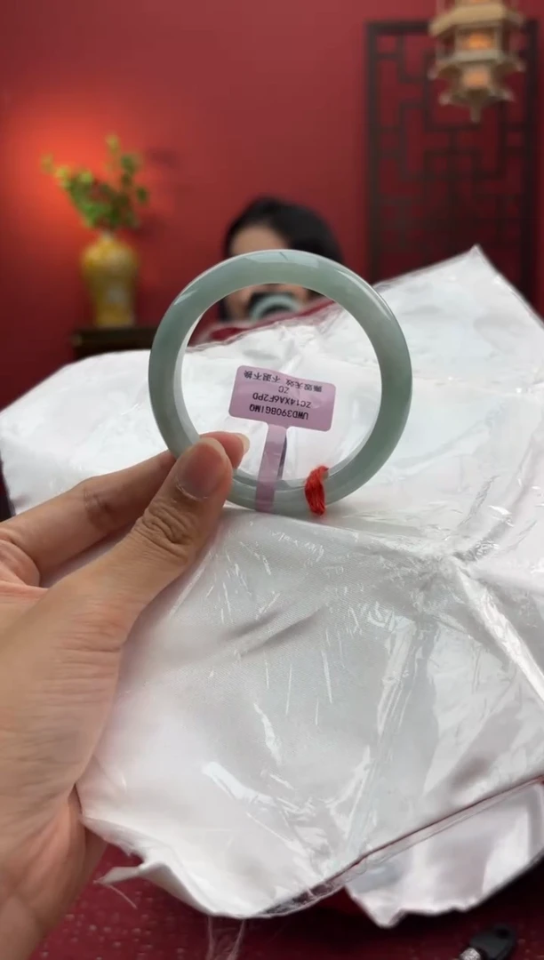 未镶嵌手镯翡翠土****茄翡翠手镯4