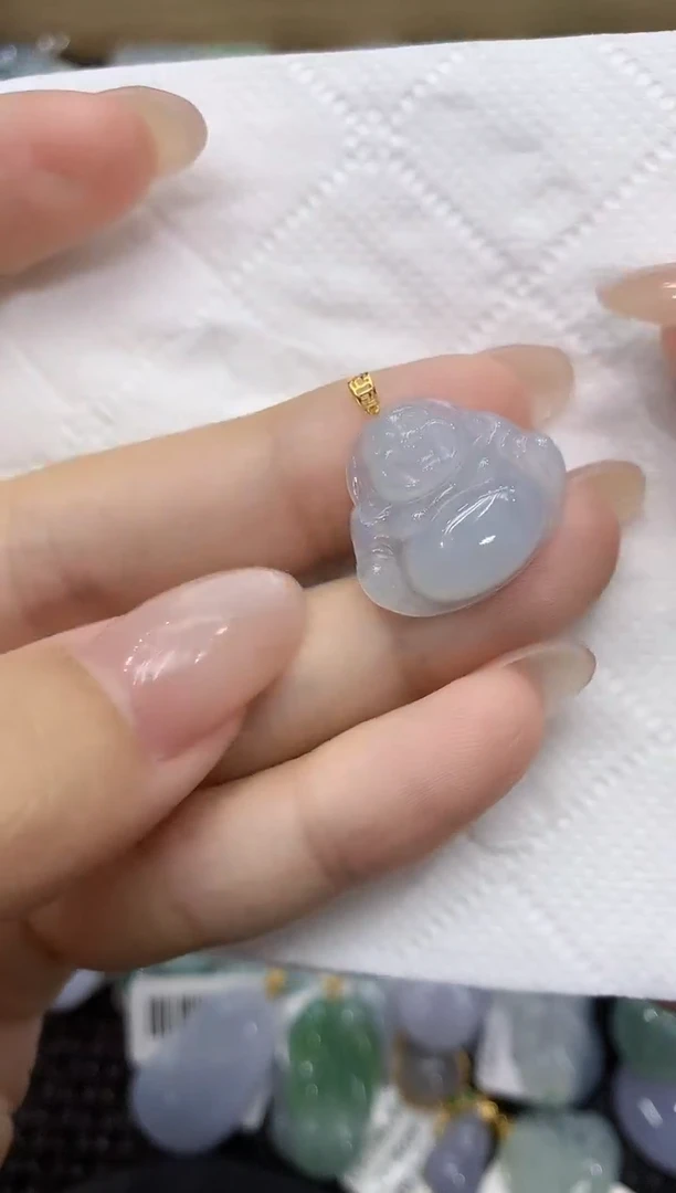 翡翠18K金镶嵌颈饰111111111111