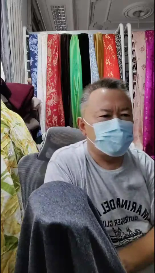 灰色波浪纹细条图案布料