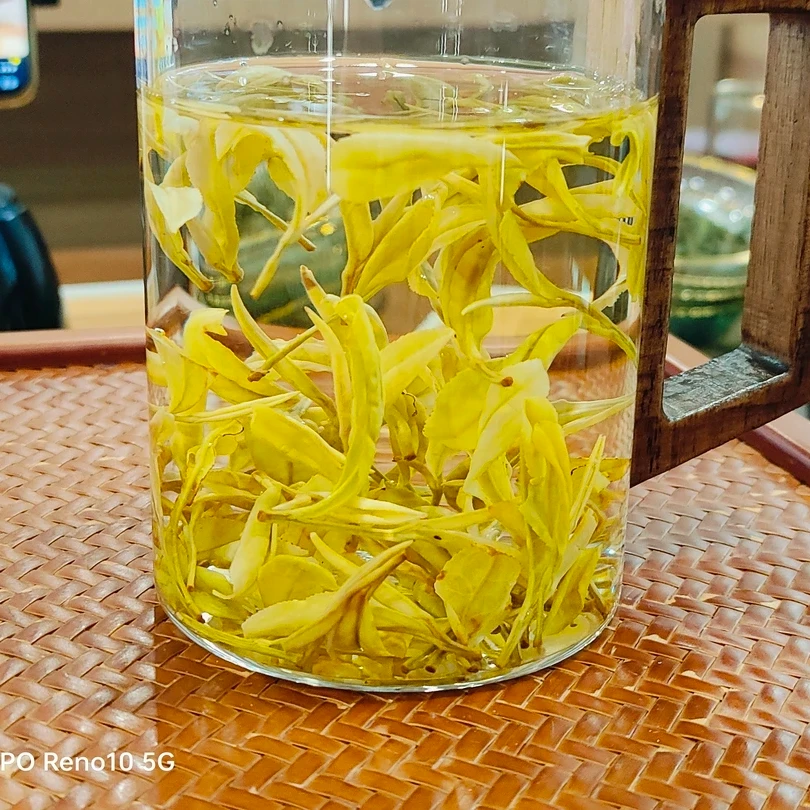春季新茶黄金芽芽叶肥厚汤色透亮浓香耐泡口感好