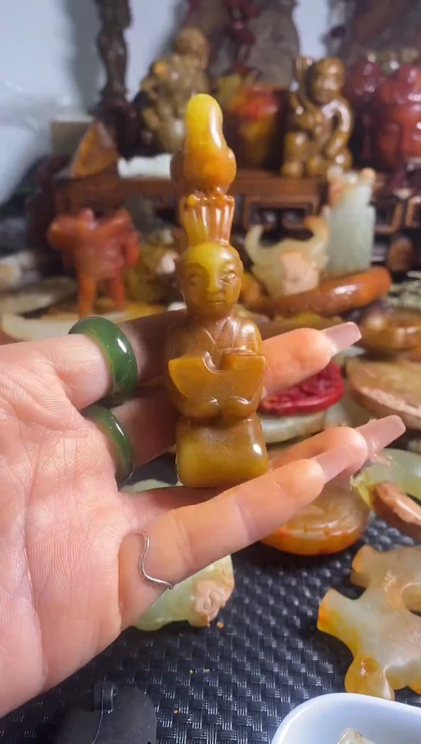 未镶嵌岫岩老玉（透闪石质玉）摆件未镶嵌