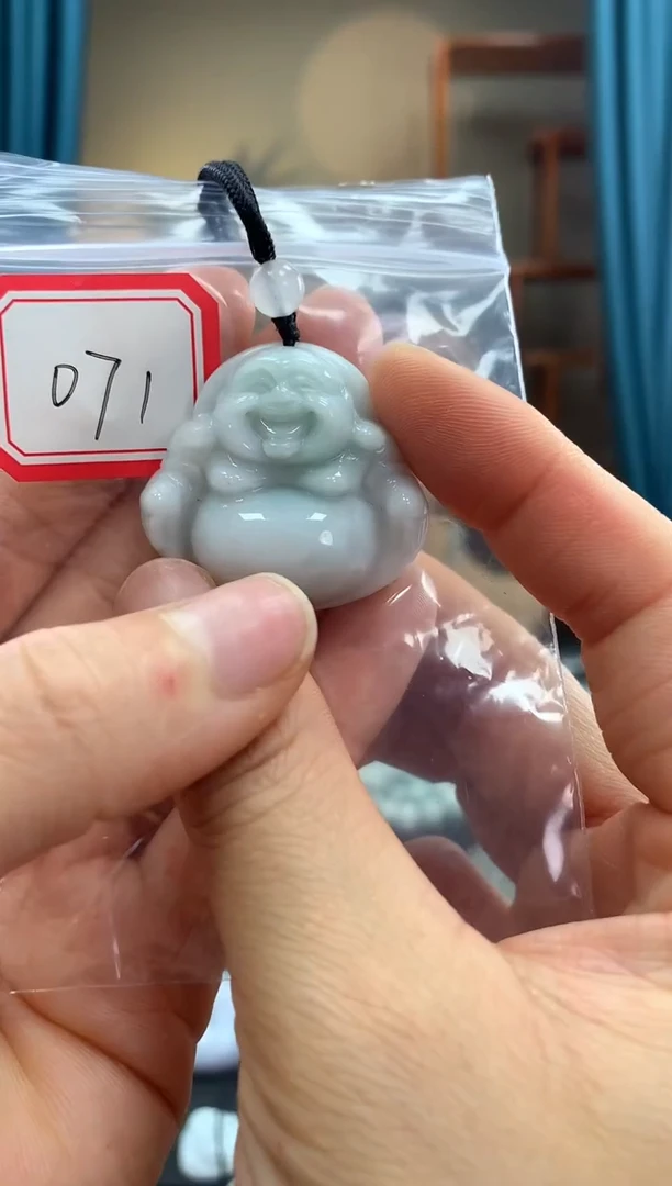翡翠未镶嵌颈饰佛公071