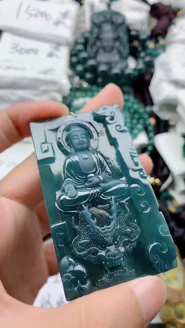 翡翠未镶嵌颈饰8888888