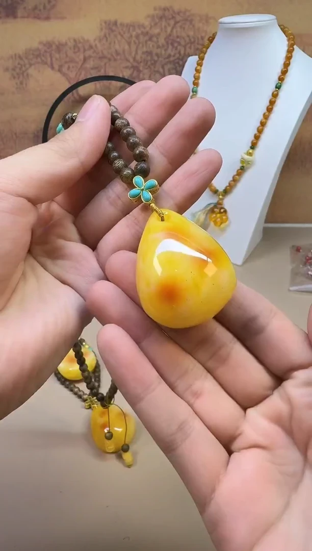 蜜蜡颈饰14K金镶嵌A963