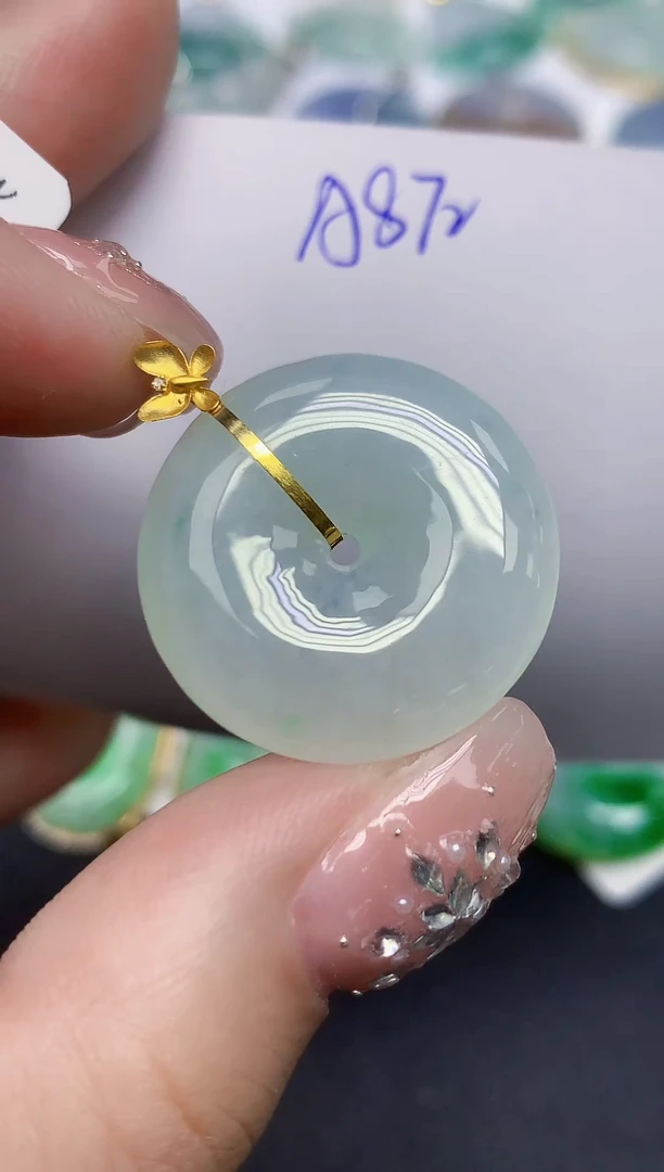 颈饰18K金镶嵌翡翠天然缅甸翡翠A货翡翠百元以上9元证书费自理