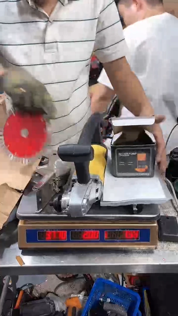 130.9开槽机二手电动工具(直播为准)无电池无运险34