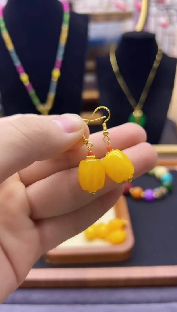 【闪购商品】蜜蜡耳饰14K金镶嵌E401