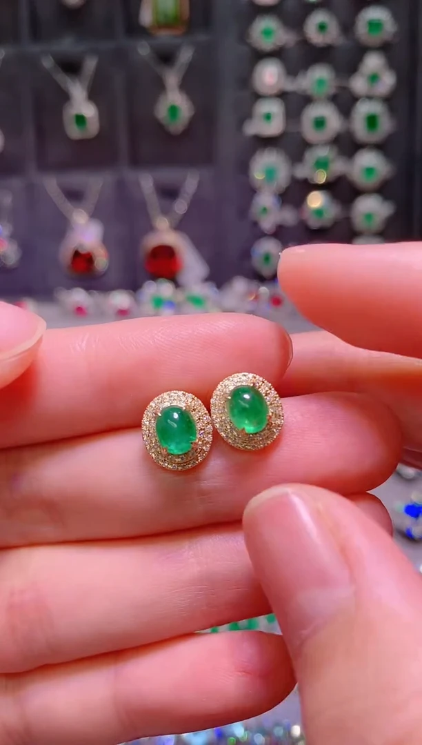 18K金镶嵌18K金耳饰祖母绿.