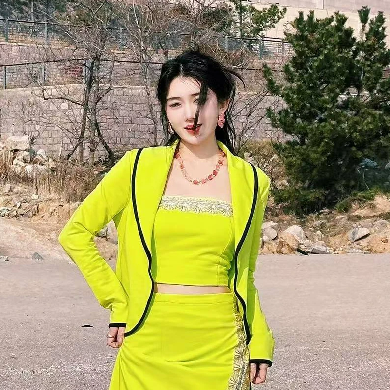 【子惠创衣馆】2025新年款中国琉璃色少数民族傣装复古秋冬上衣外套