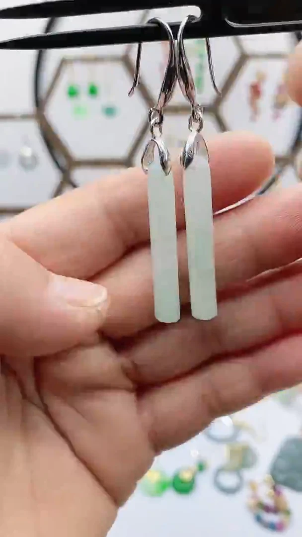 未镶嵌翡翠耳饰3