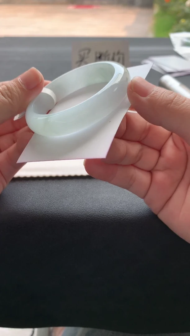 翡翠手镯未镶嵌52.4正圈买断Y841