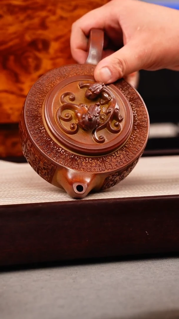 茶壶紫砂火云烧 楚汉风云 刻绘