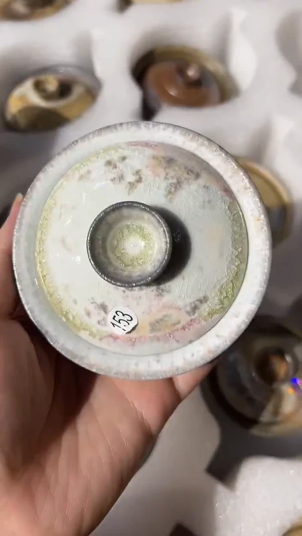 盖碗153号容量100-110ML高白泥 有点滑盖