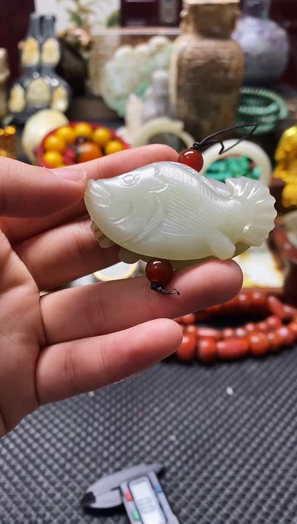 未镶嵌和田玉挂件鱼