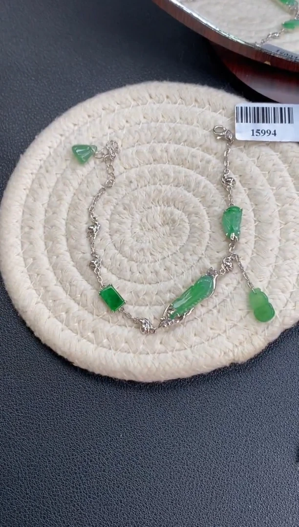 颈饰银S925镶嵌翡翠净货15994