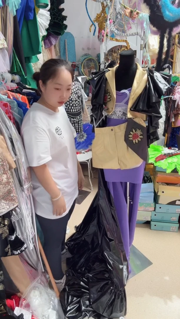 268   140码  350米