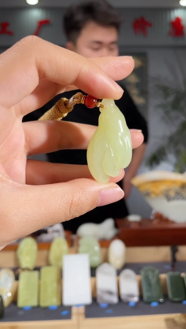 【闪购商品】和田玉颈饰未镶嵌拍一发一 多样性发货