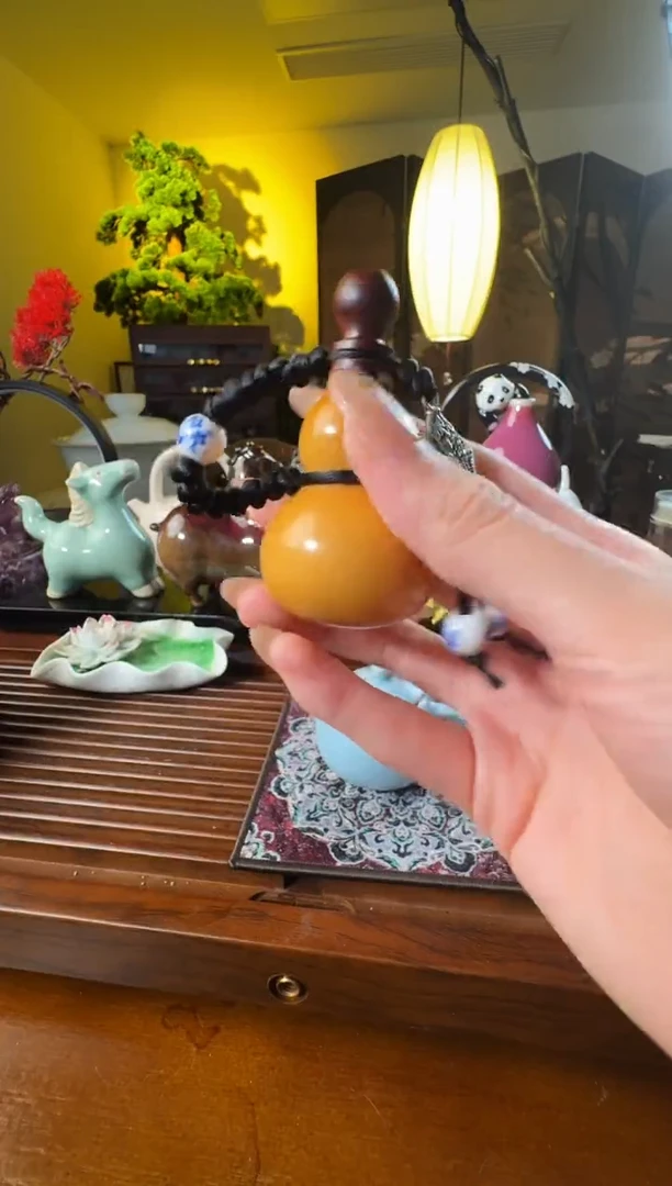 黄吊坠小葫芦　CD477