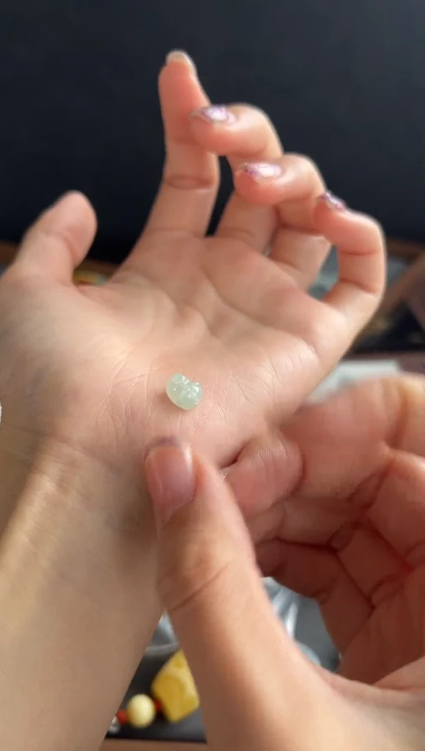 吊坠(不含链)未镶嵌翡翠616买断