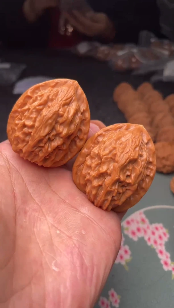 把件文玩核桃a332  大红袍   40尺