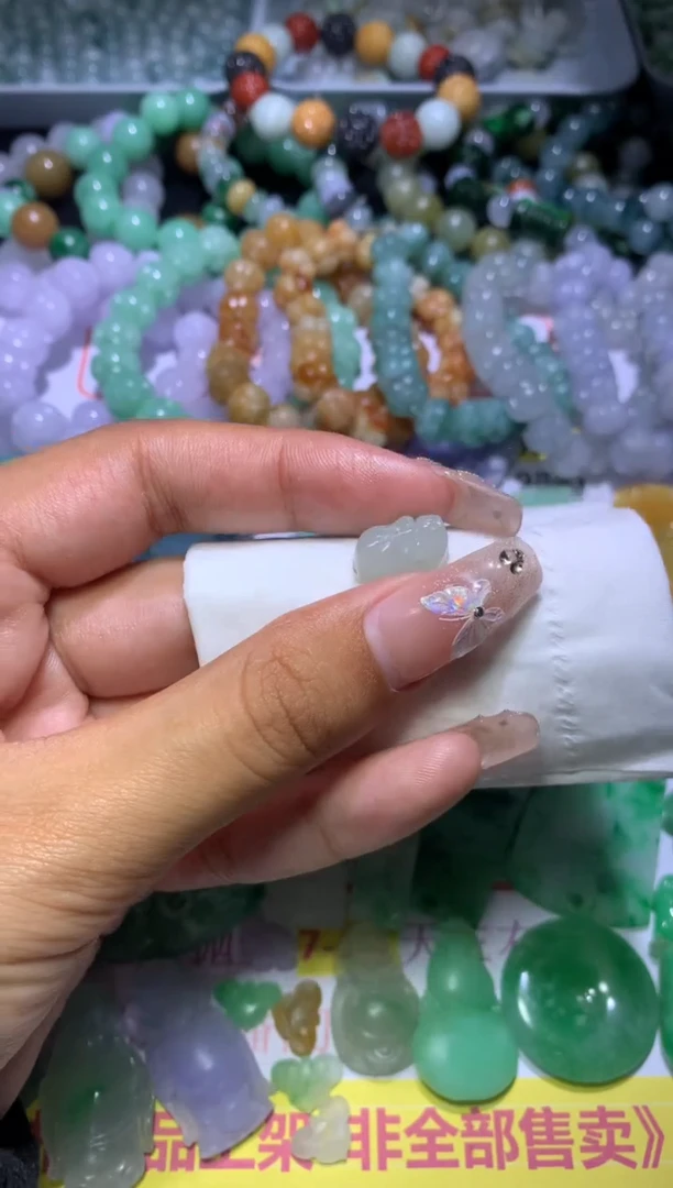 【闪购商品】翡翠挂件未镶嵌MJX037116