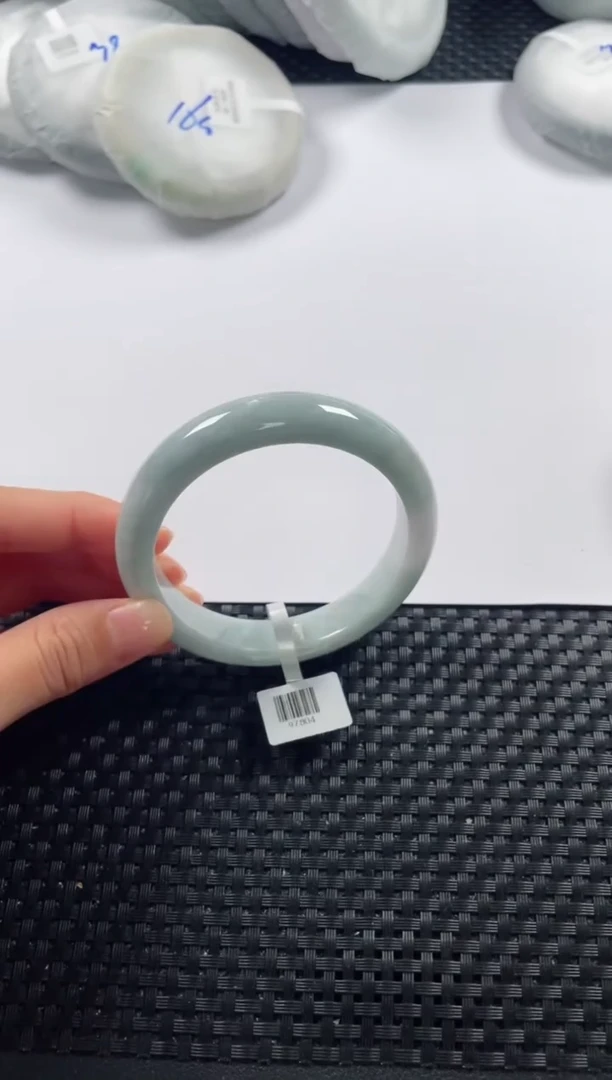 未镶嵌手镯翡翠基地发货H 8008 57+