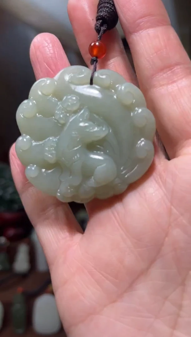颈饰未镶嵌和田玉·
