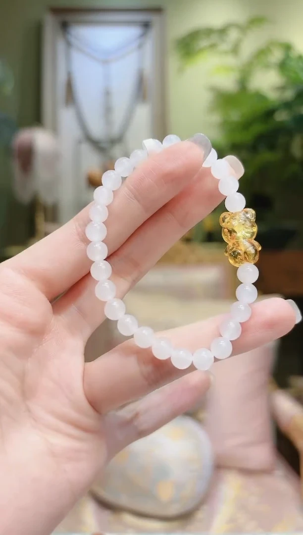 【闪购商品】和田玉手串未镶嵌花珀熊圆珠和田玉手串