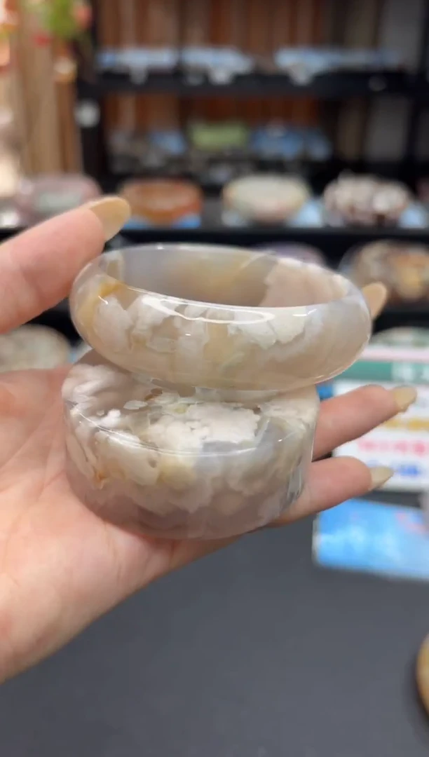 未镶嵌手镯石英质玉C328(58圈赠送镯心)