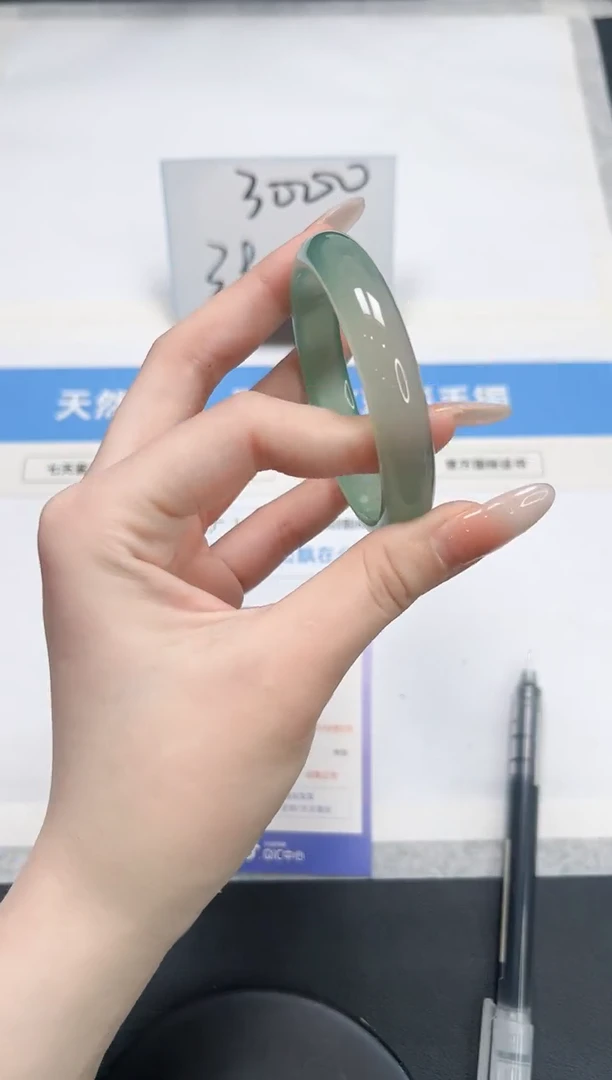 【闪购商品】石英质玉手镯未镶嵌77/晴水55