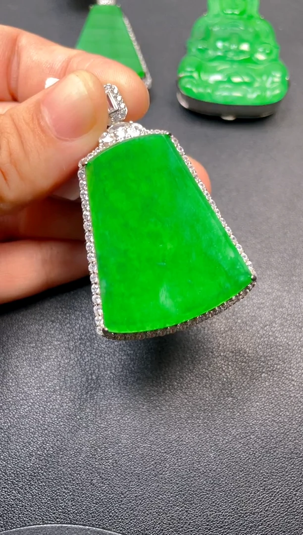 吊坠(不含链)银S925镶嵌翡翠吊坠